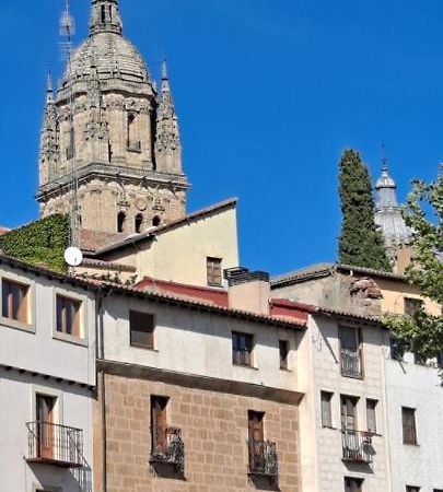 Domus Josefae-Apartamentos Turísticos Puerta de Aníbal Salamanca Exterior foto