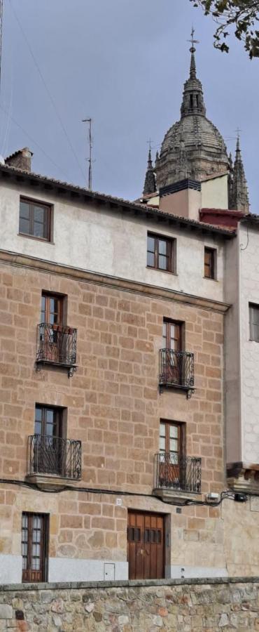 Domus Josefae-Apartamentos Turísticos Puerta de Aníbal Salamanca Exterior foto