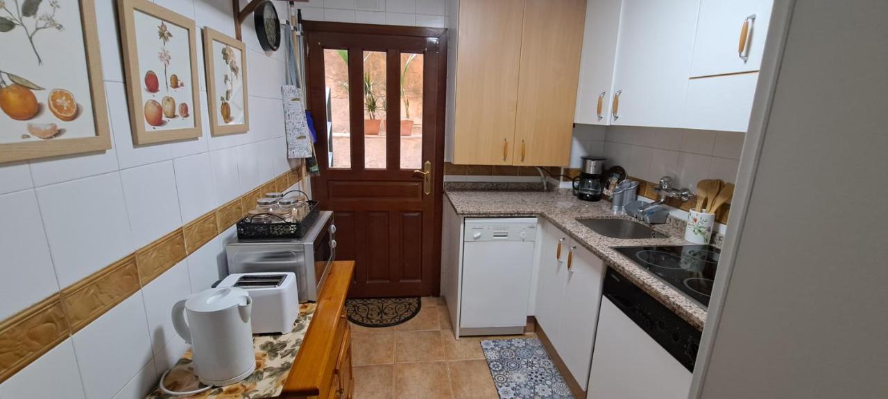 Domus Josefae-Apartamentos Turísticos Puerta de Aníbal Salamanca Exterior foto
